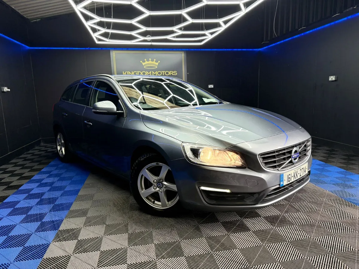 Volvo V60,2.0 diesel,1 OWNER,NCT 03/26 - Image 2