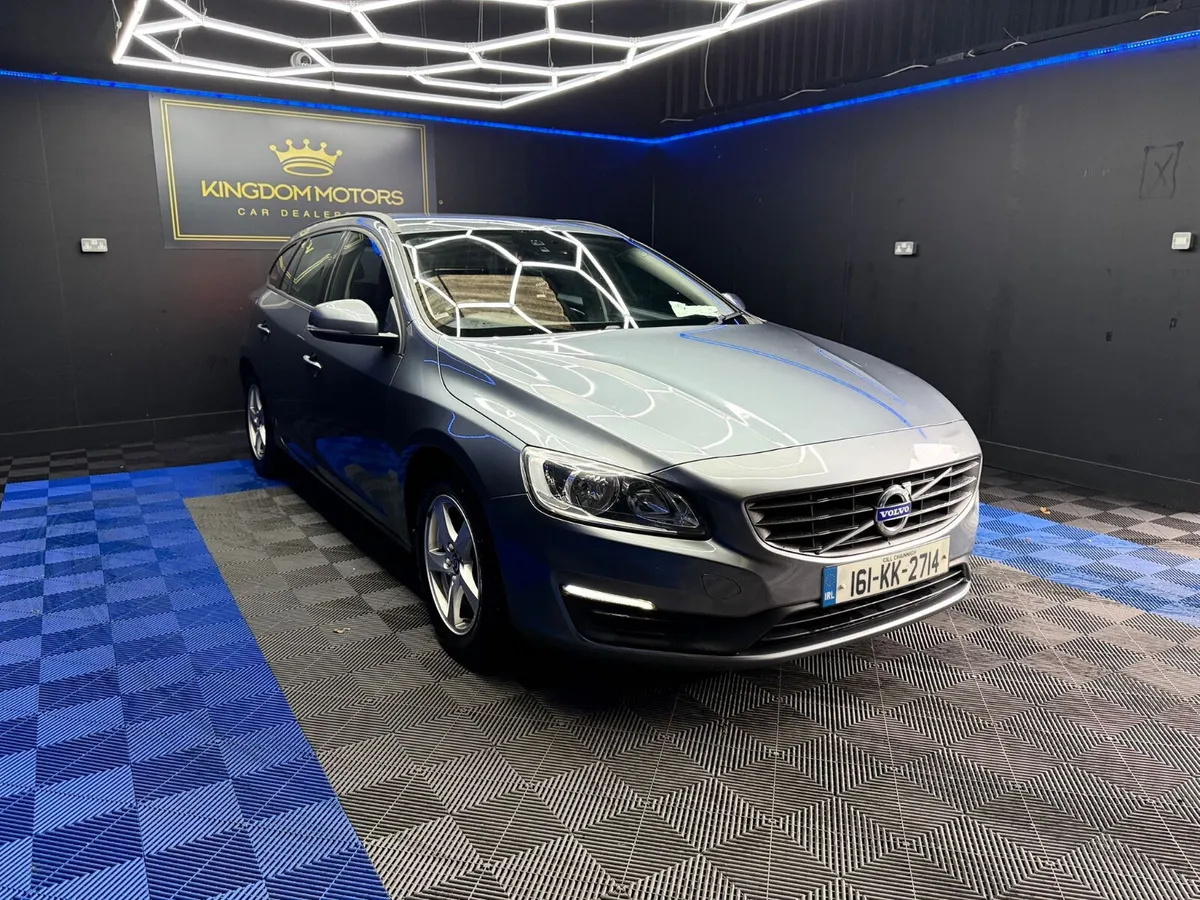 Volvo V60,2.0 diesel,1 OWNER,NCT 03/26 - Image 3