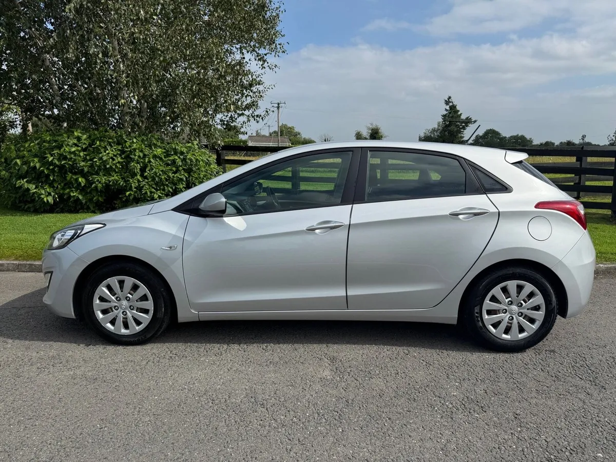 1.6 DIESEL LOW MILEAGE NCT 02/26 - Image 4