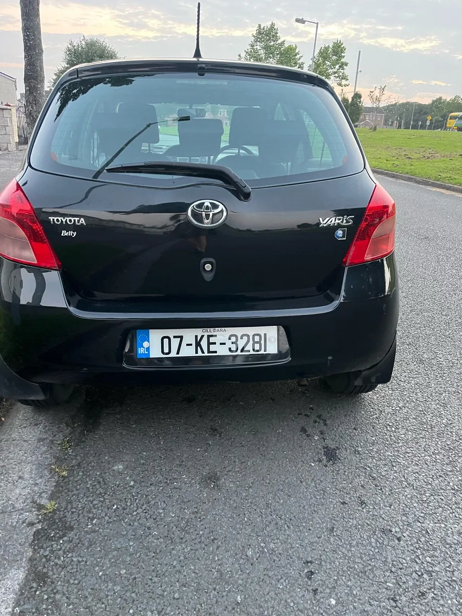 Toyota Yaris - Image 4