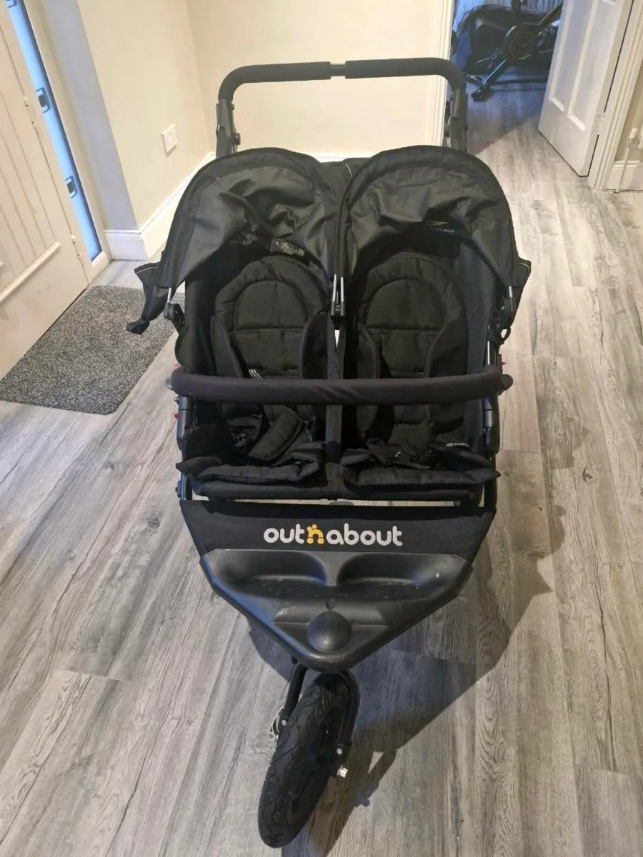 Outnabout Nipper Double Buggy
