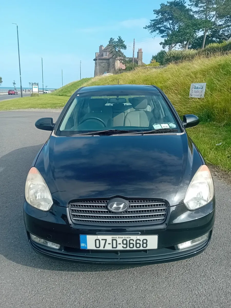Hyundai Accent 2007 - Image 2