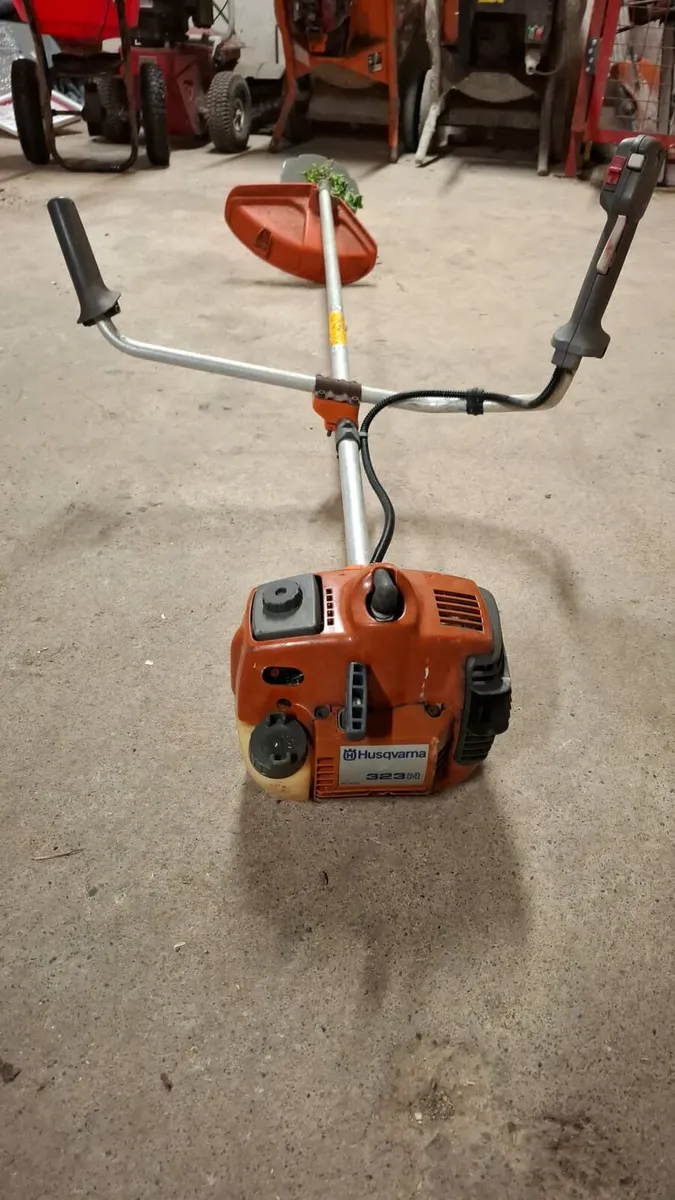 Stihl / Husqavarna Chainsaw and strimmers for sale - Image 4