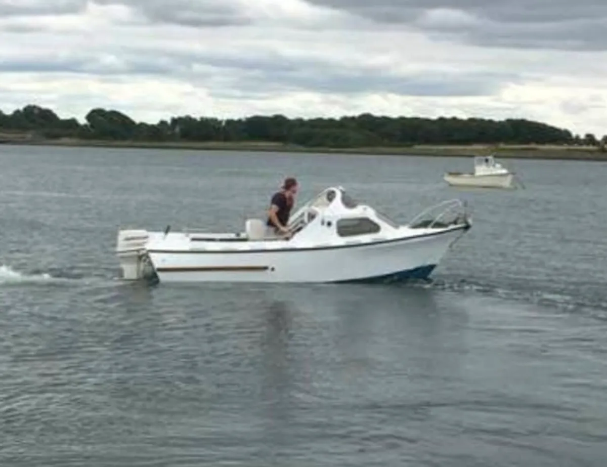 Loftus Bennett 20ft with 40hp Johnson - Image 1