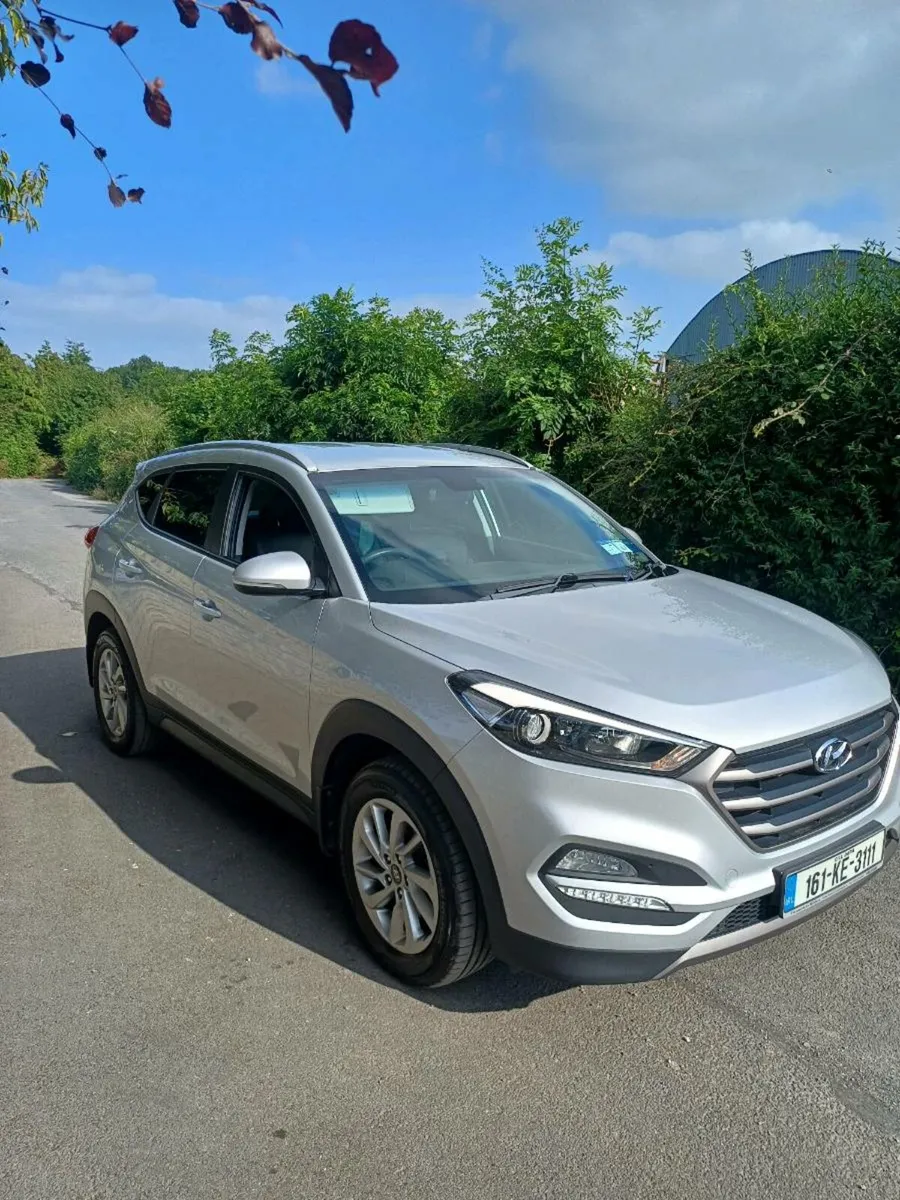 HYUNDAI TUCSON 2016 ONLY 54000KM 1.7 DIESEL - Image 2
