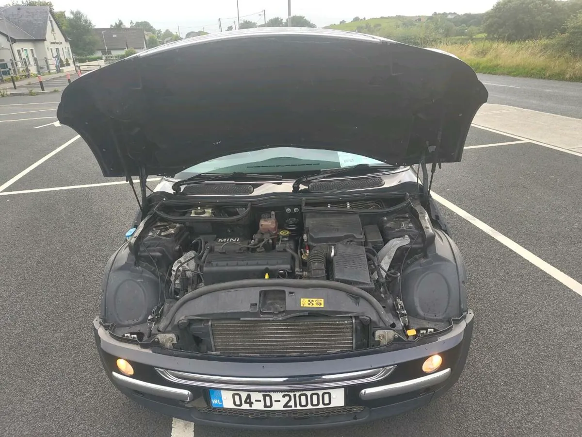 Mini Cooper 1.6 Petrol - Image 4