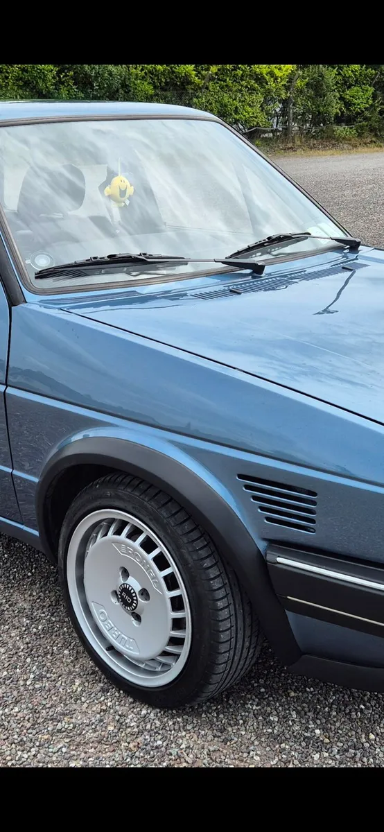 VW Golf mk2 Interior Carpet, Trim Panels & Alloys - Image 3