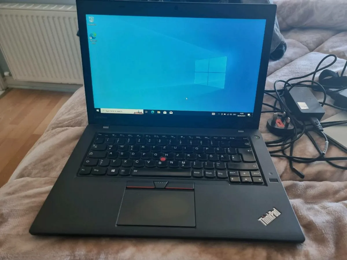 Lenovo Thinkpad laptop - Image 1