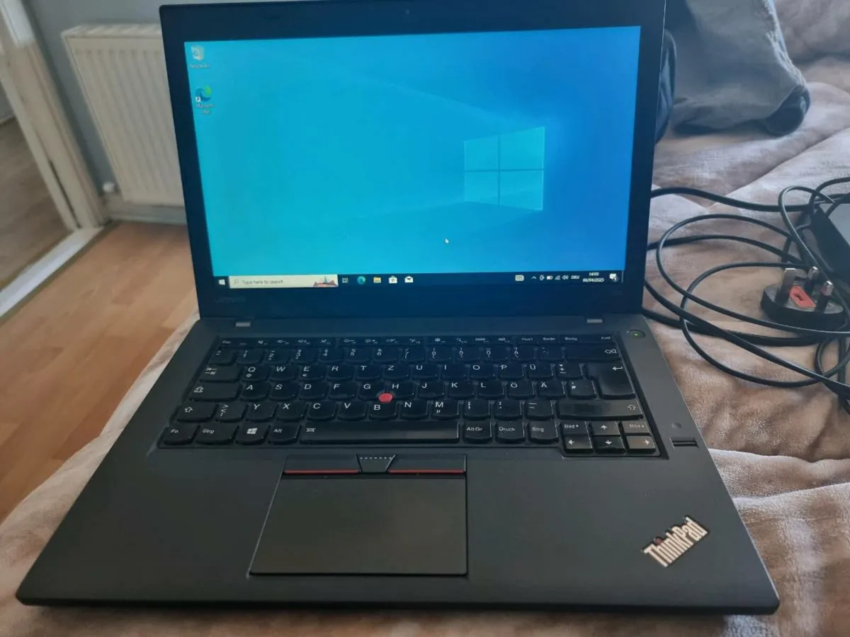 Lenovo Thinkpad laptop - Image 2