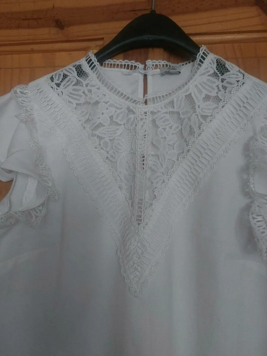 River Island vintage style lace top (free post) - Image 1