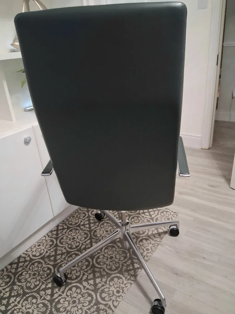 Leather High Back Executive Chair - Image 3