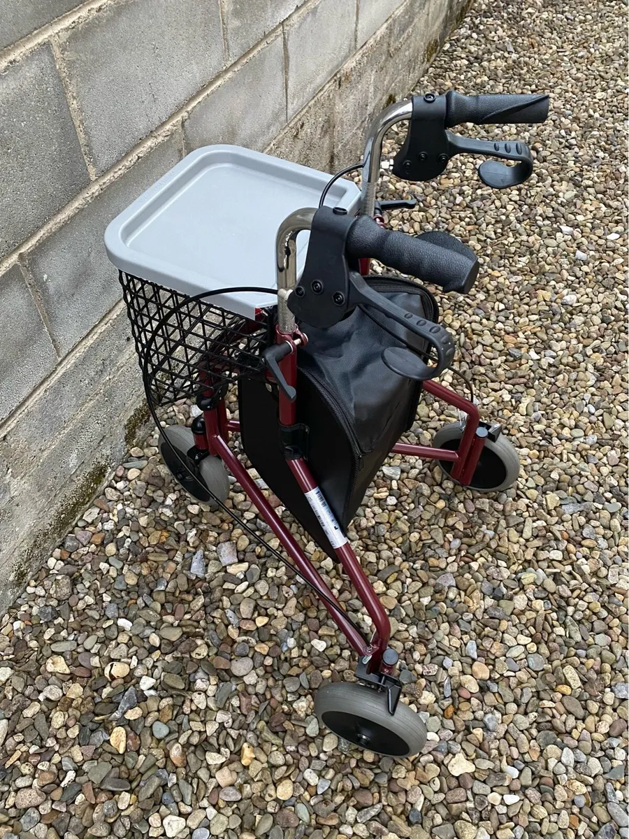 NEW Lightweight Tri Wheel Rollator, Basket & Bag - Image 3