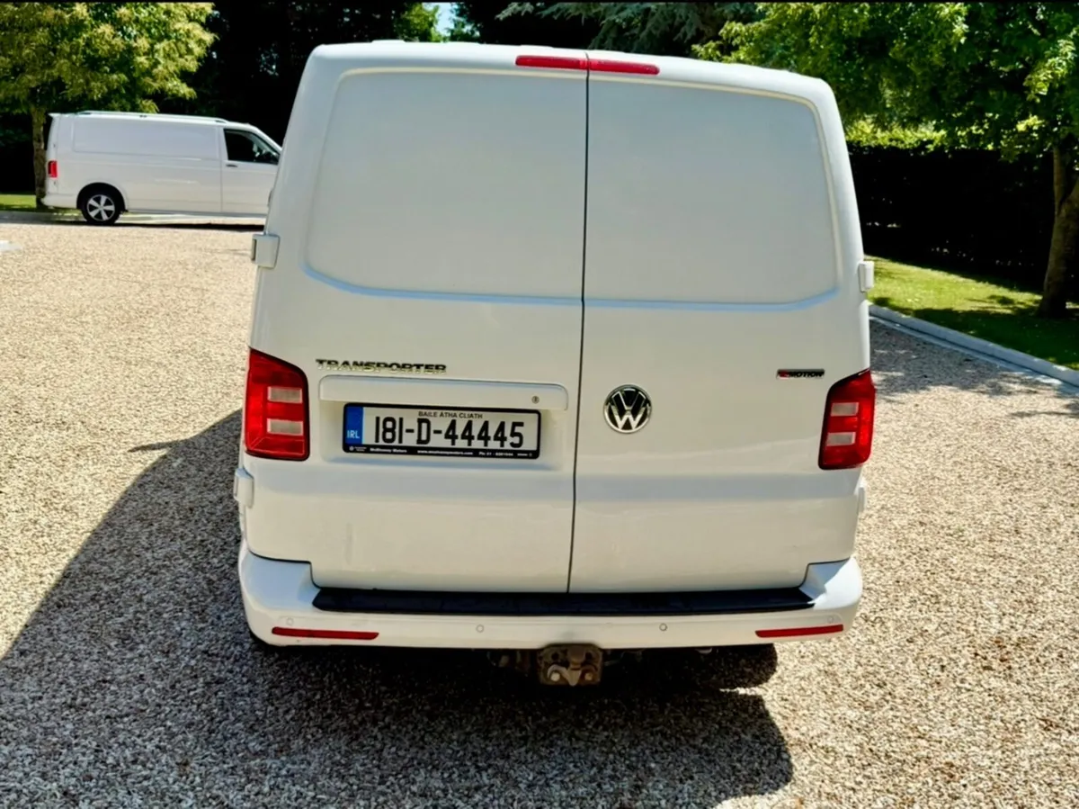 204 BHP   4Motion  VW Transporter  T6 ** 4x4 ** - Image 2
