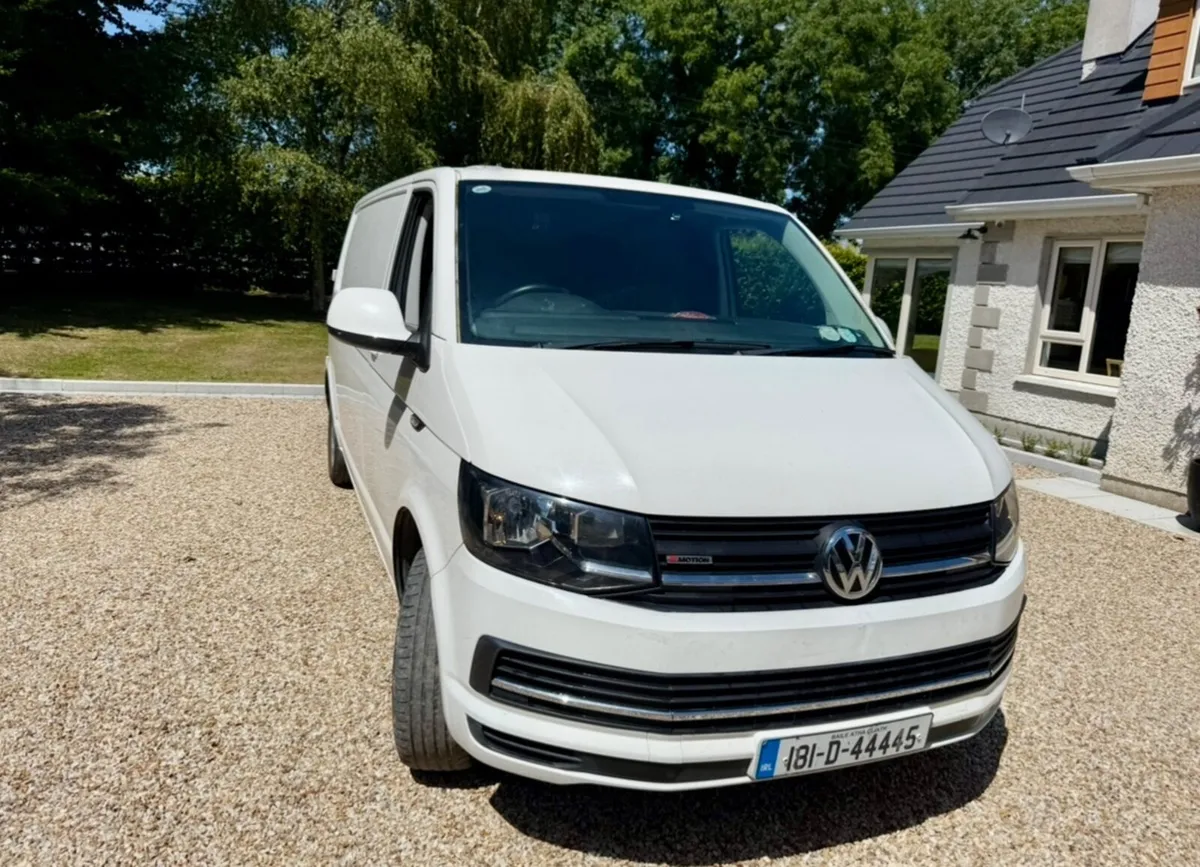 204 BHP   4Motion  VW Transporter  T6 ** 4x4 ** - Image 4