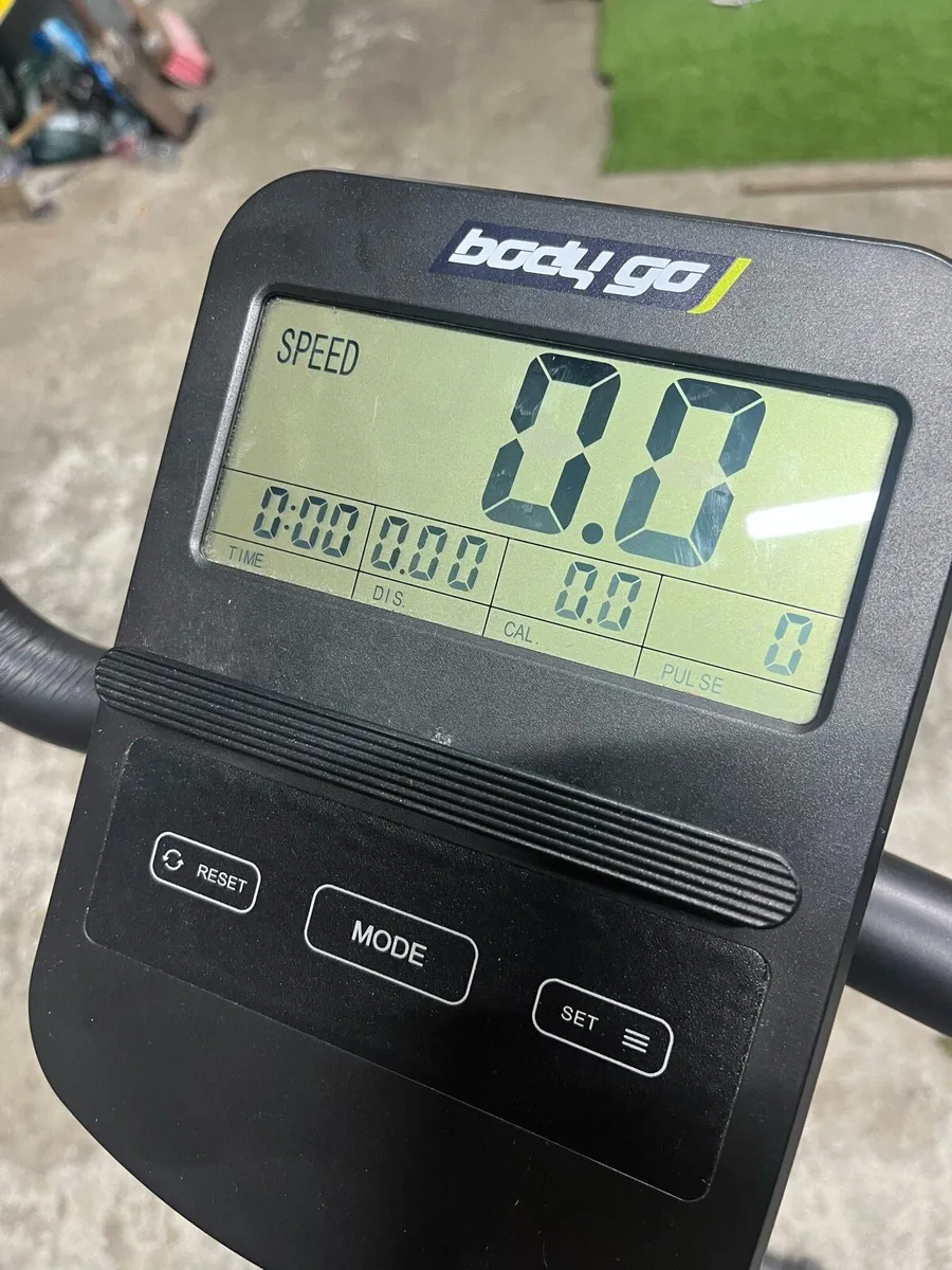 Exercise bike - Image 2