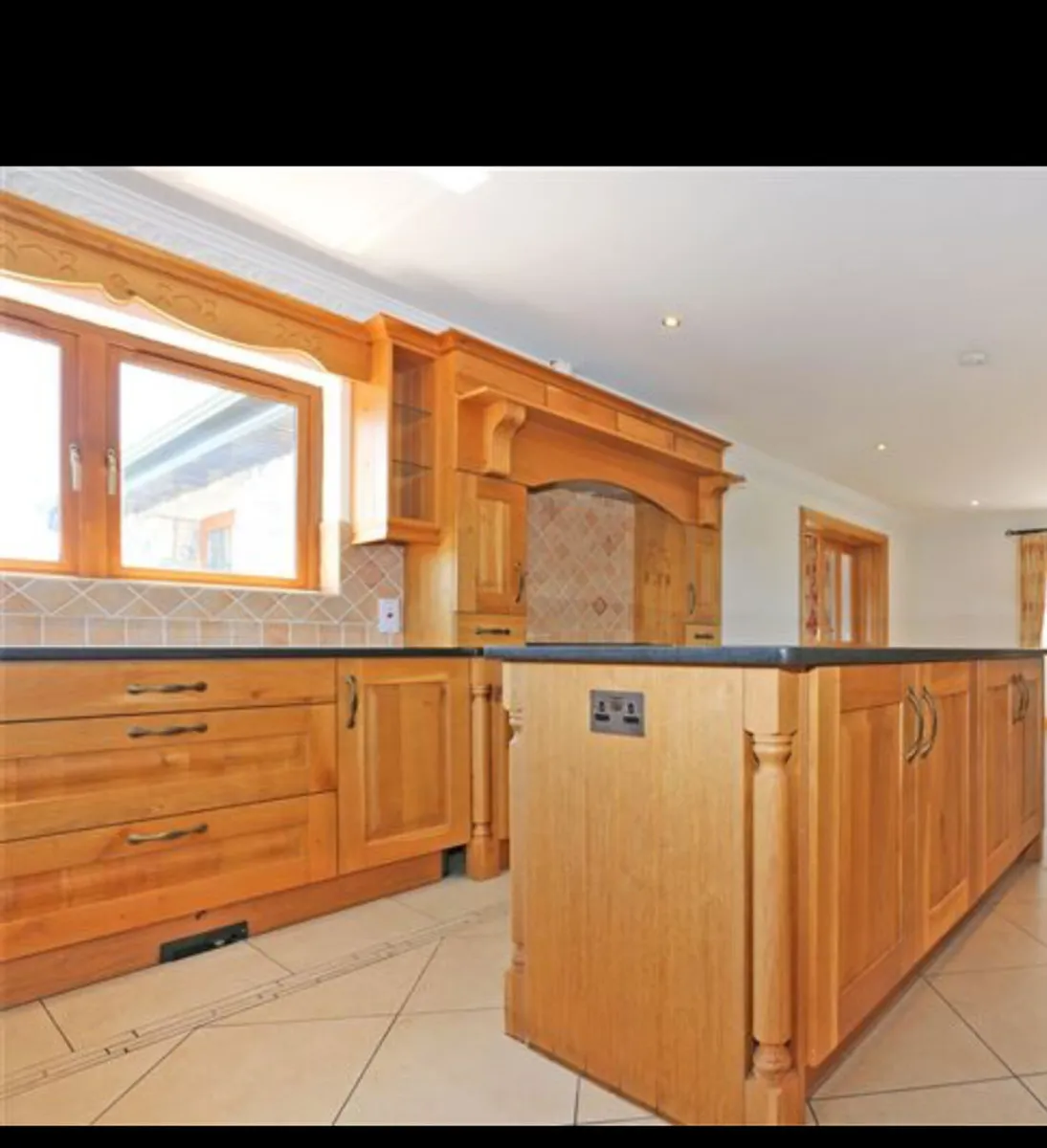 Solid oak kitchen - Image 3