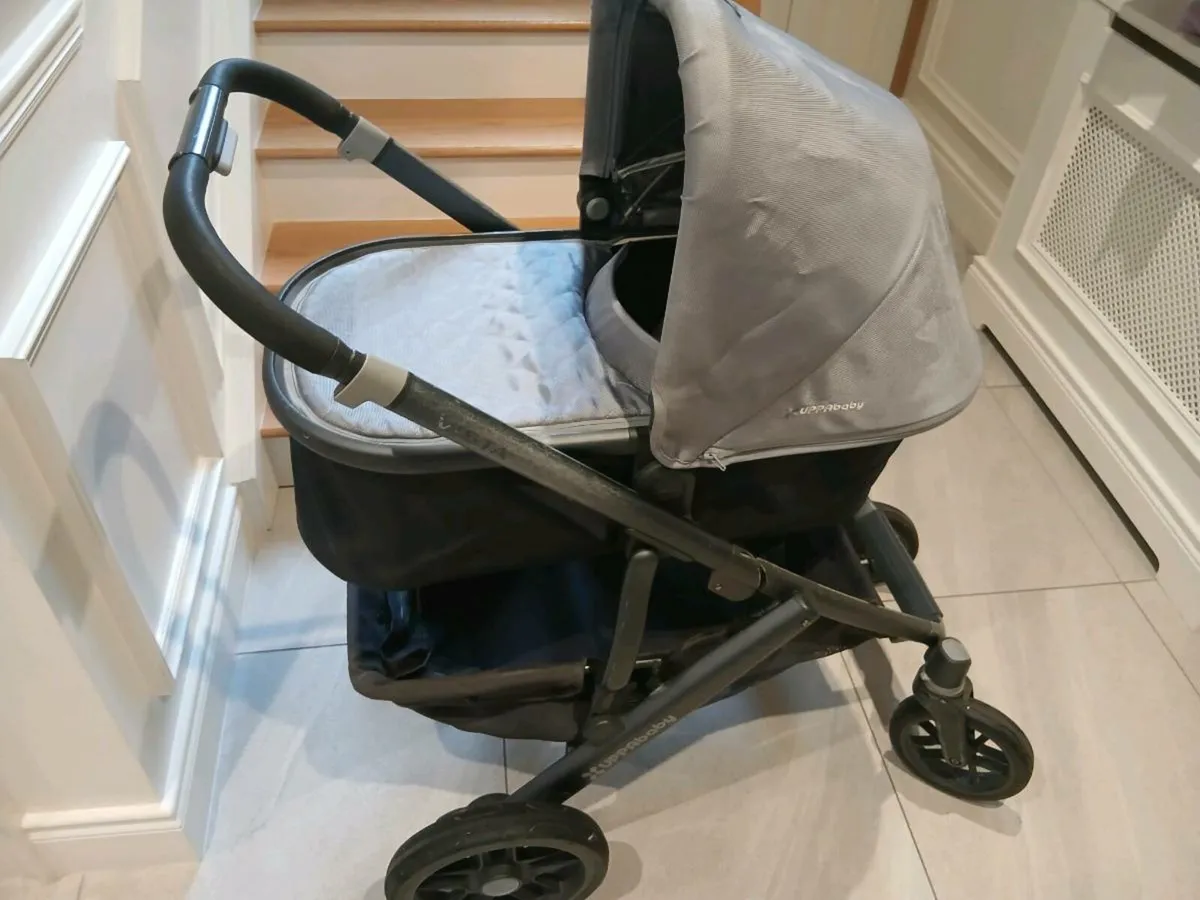 Uppa Baby Vista Travel System - Image 1