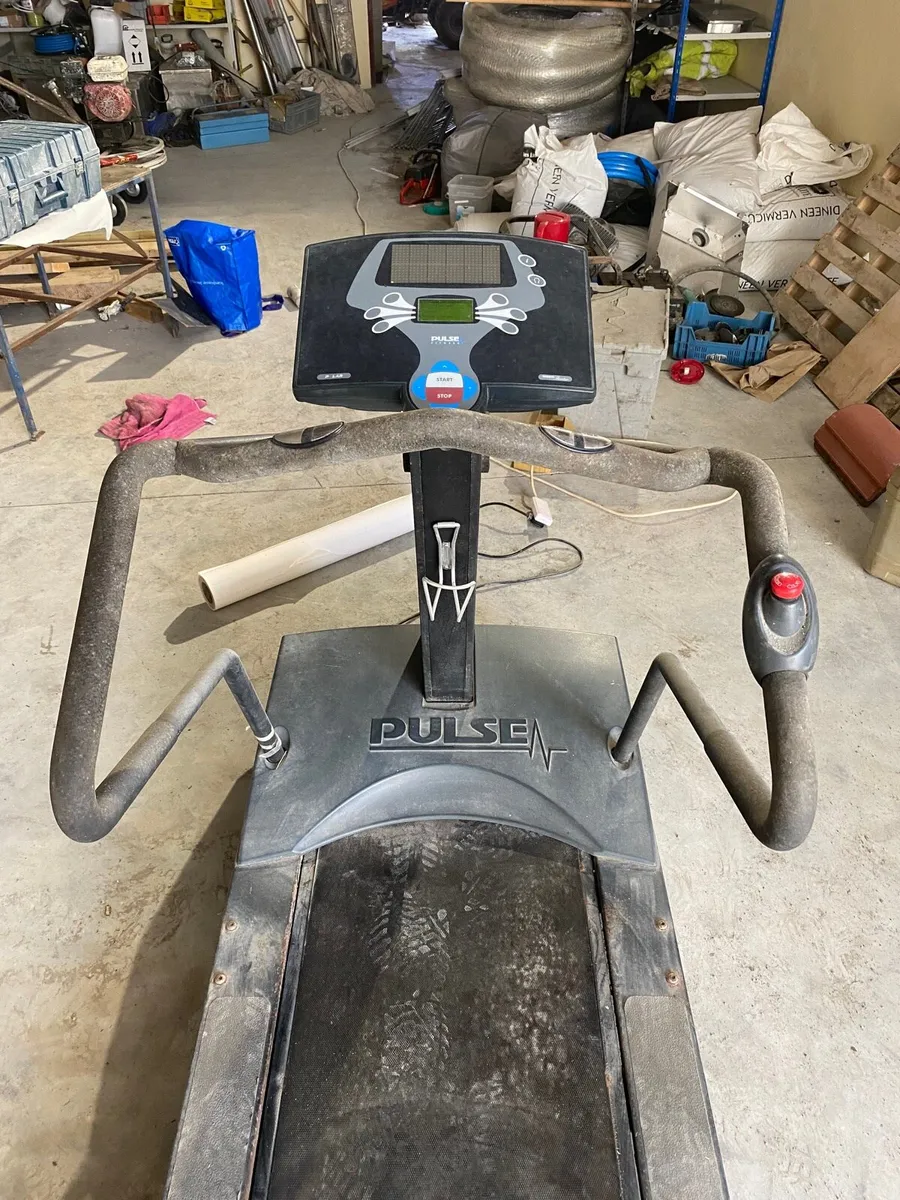 Treadmill - Image 2