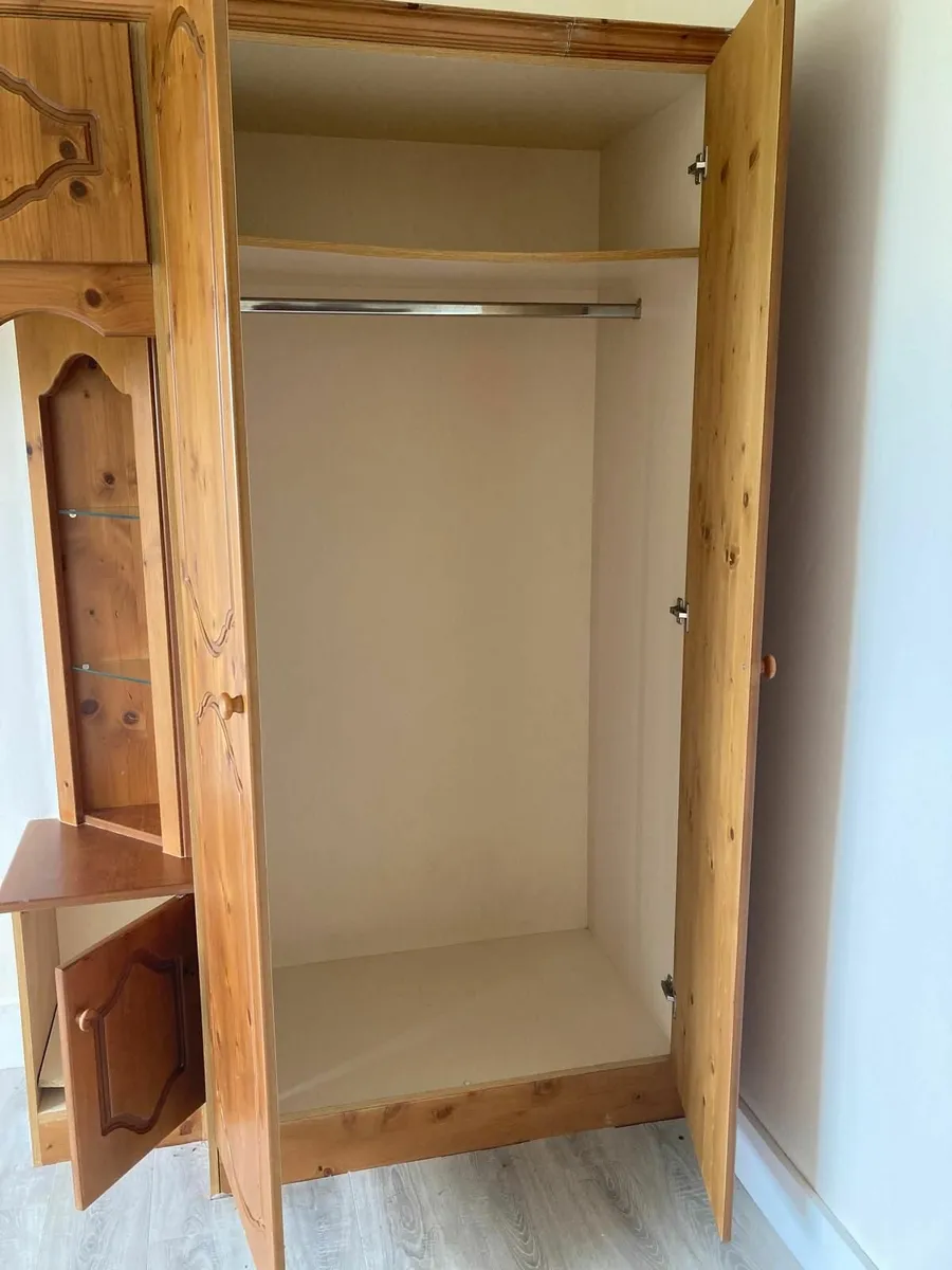 Wardrobes - Image 2