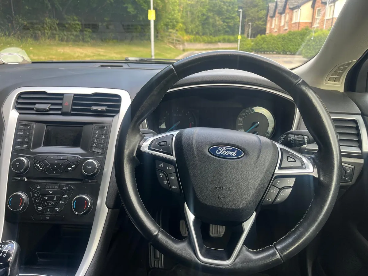 Ford Fiesta 2011 ( NCT 09/26,TAX 09/26) - Image 4