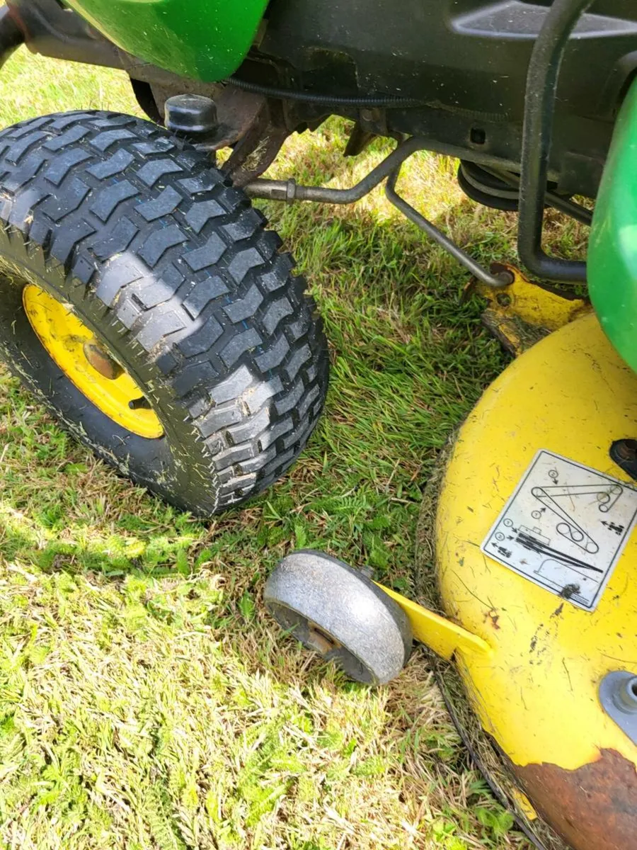 John deere ride on mower - Image 3