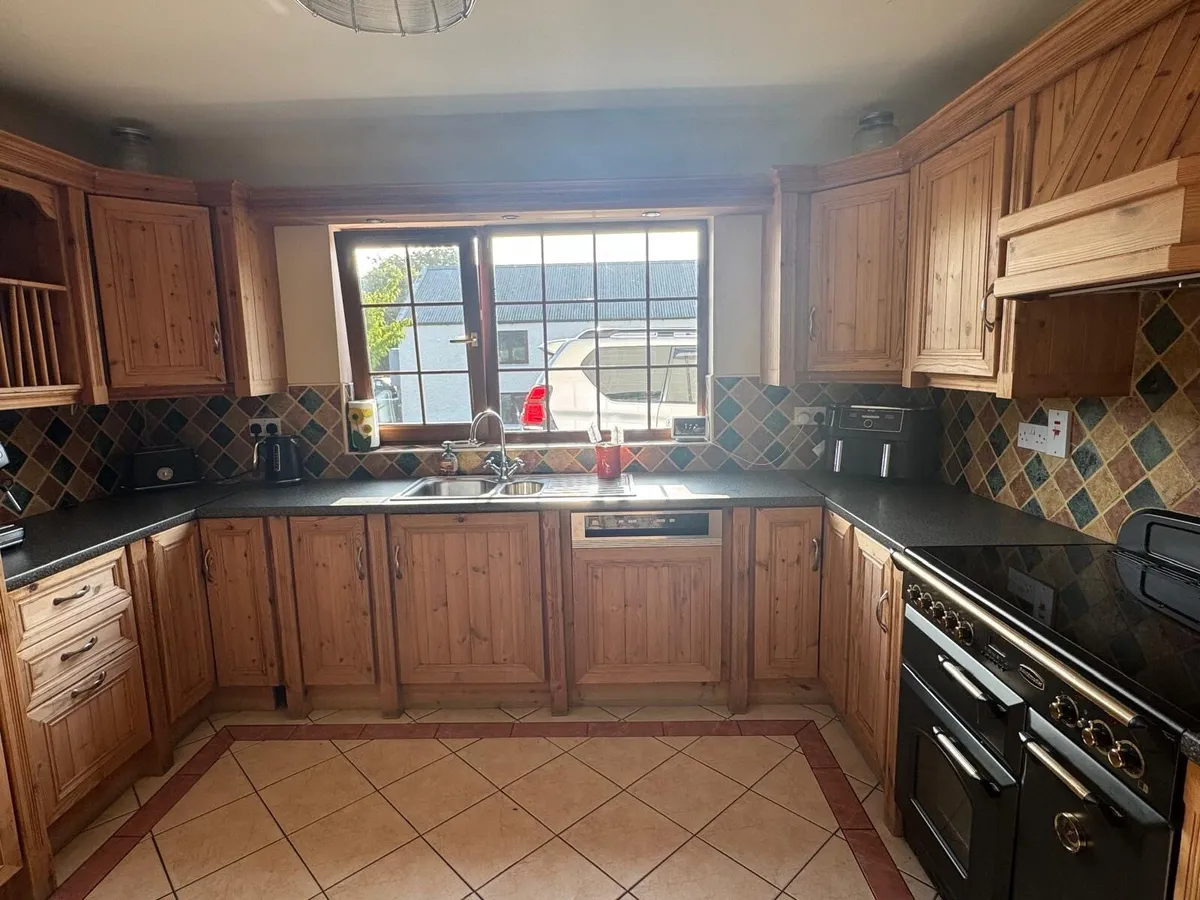 Kitchen For Sale - Image 2