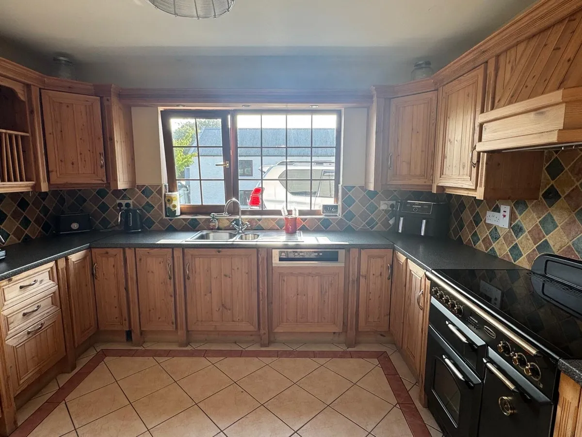 Kitchen For Sale - Image 4