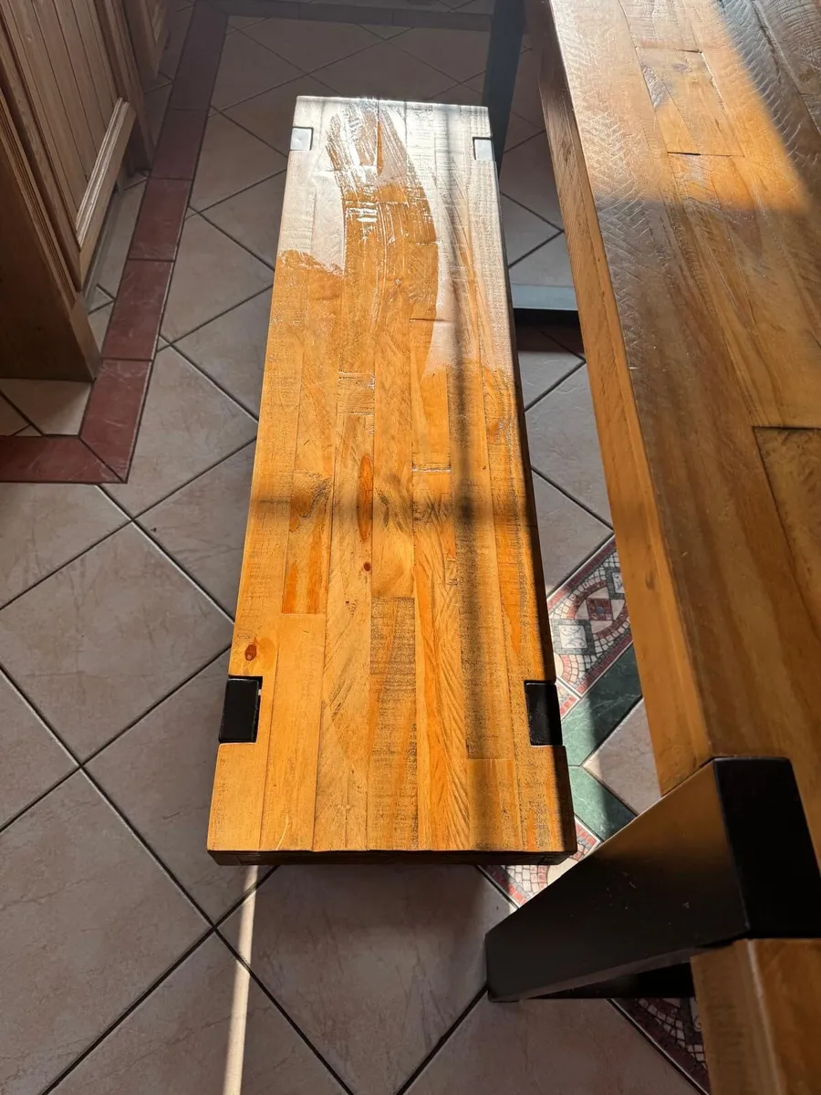 Table & Bench - Image 2