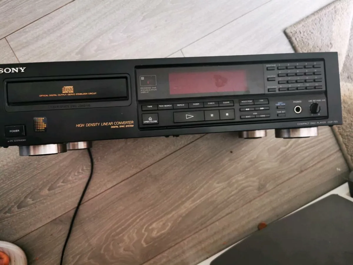 2 X Technics 1X Sony CD Players - Image 1
