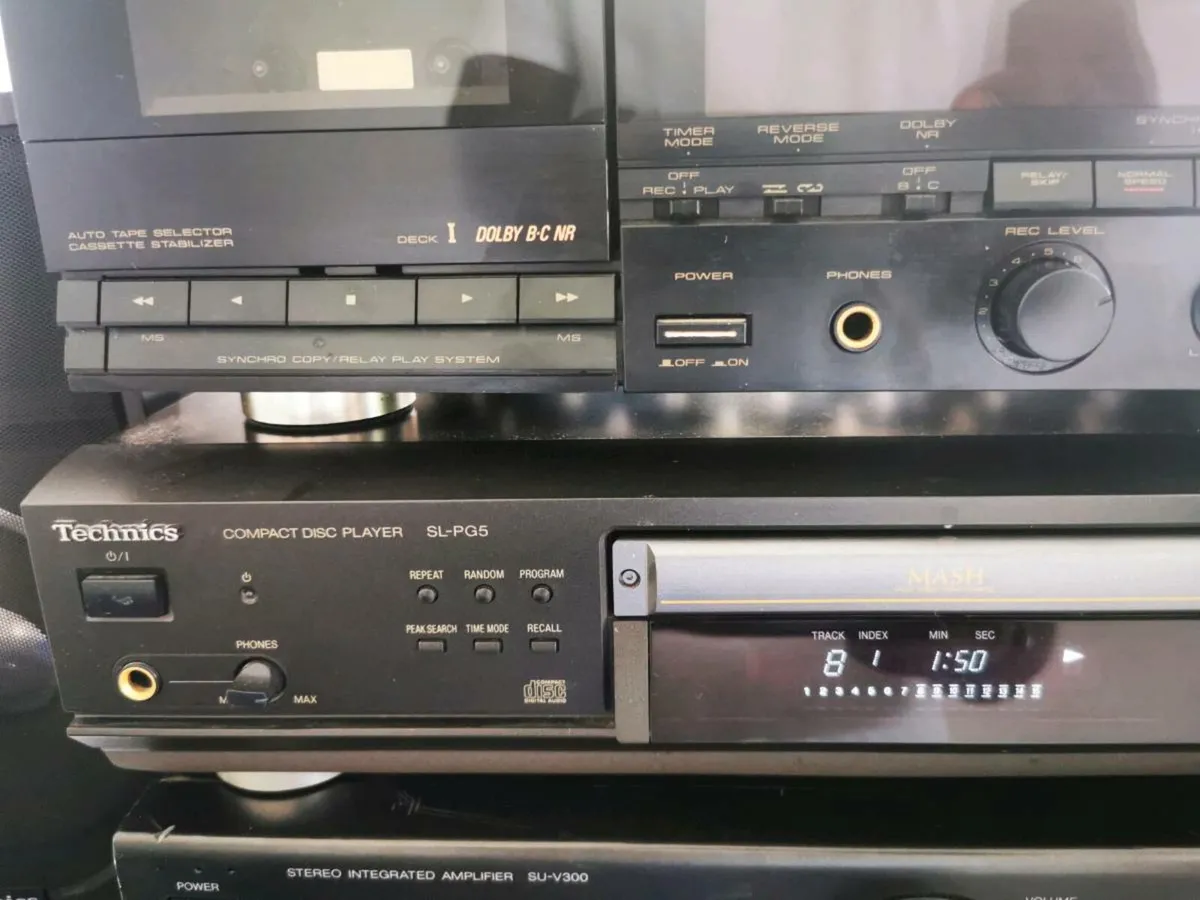 2 X Technics 1X Sony CD Players - Image 4