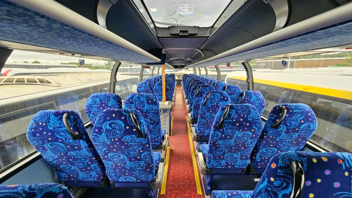 Selection of double deckers - Image 3