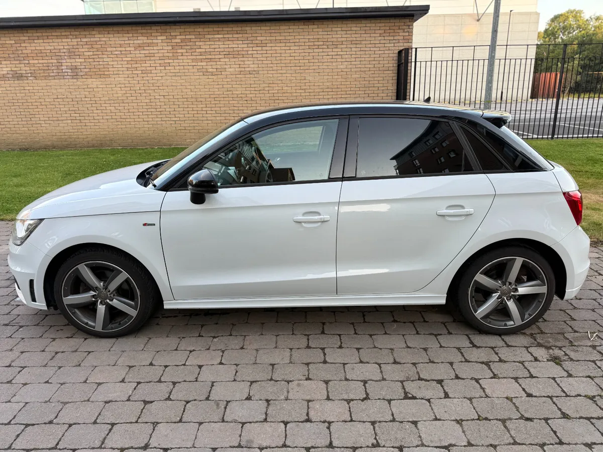 2015 Audi A1 S Line 1.4 TFSI - Image 4