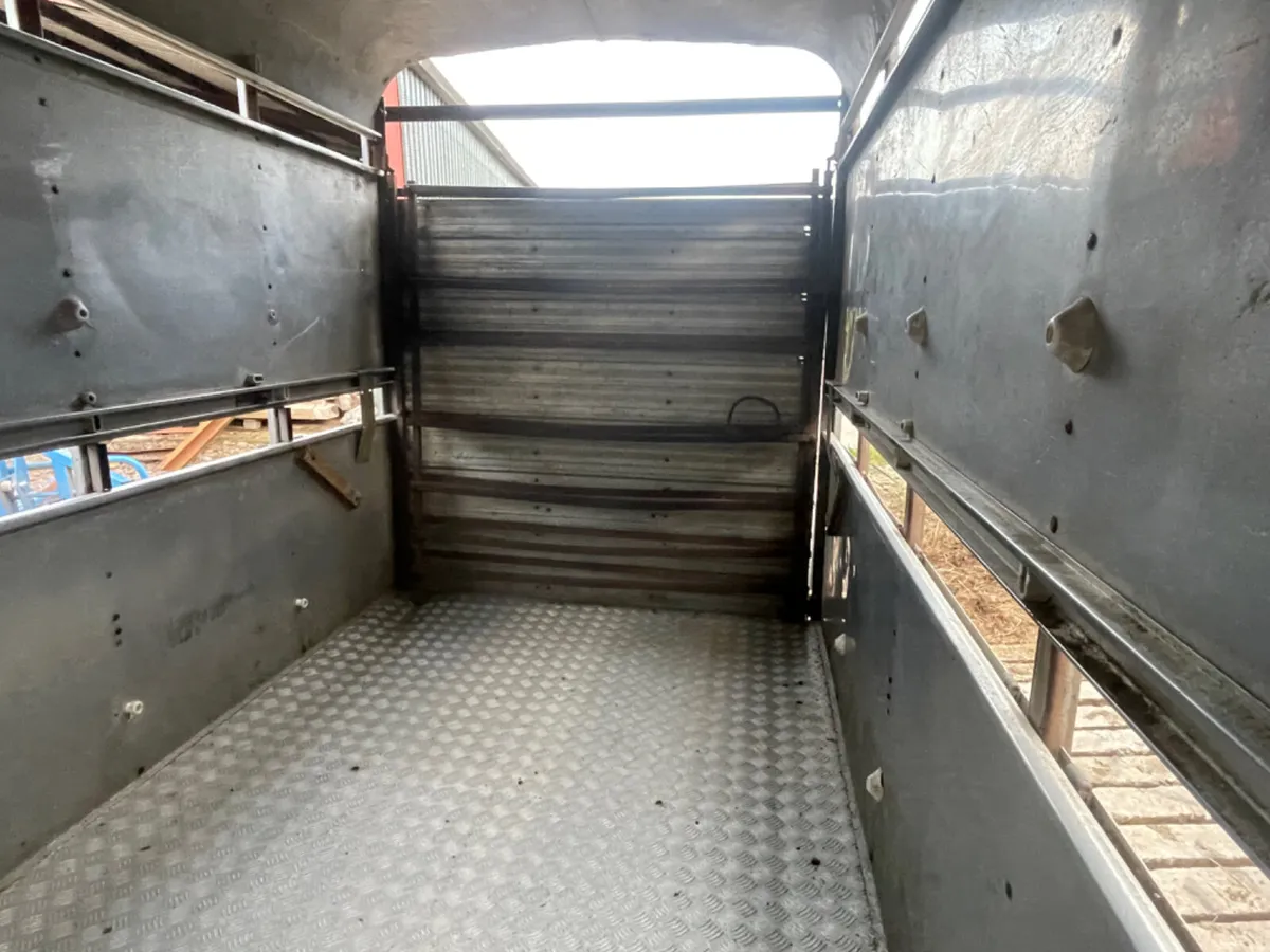 Ifor Williams 10x5 cattle trailer - Image 4