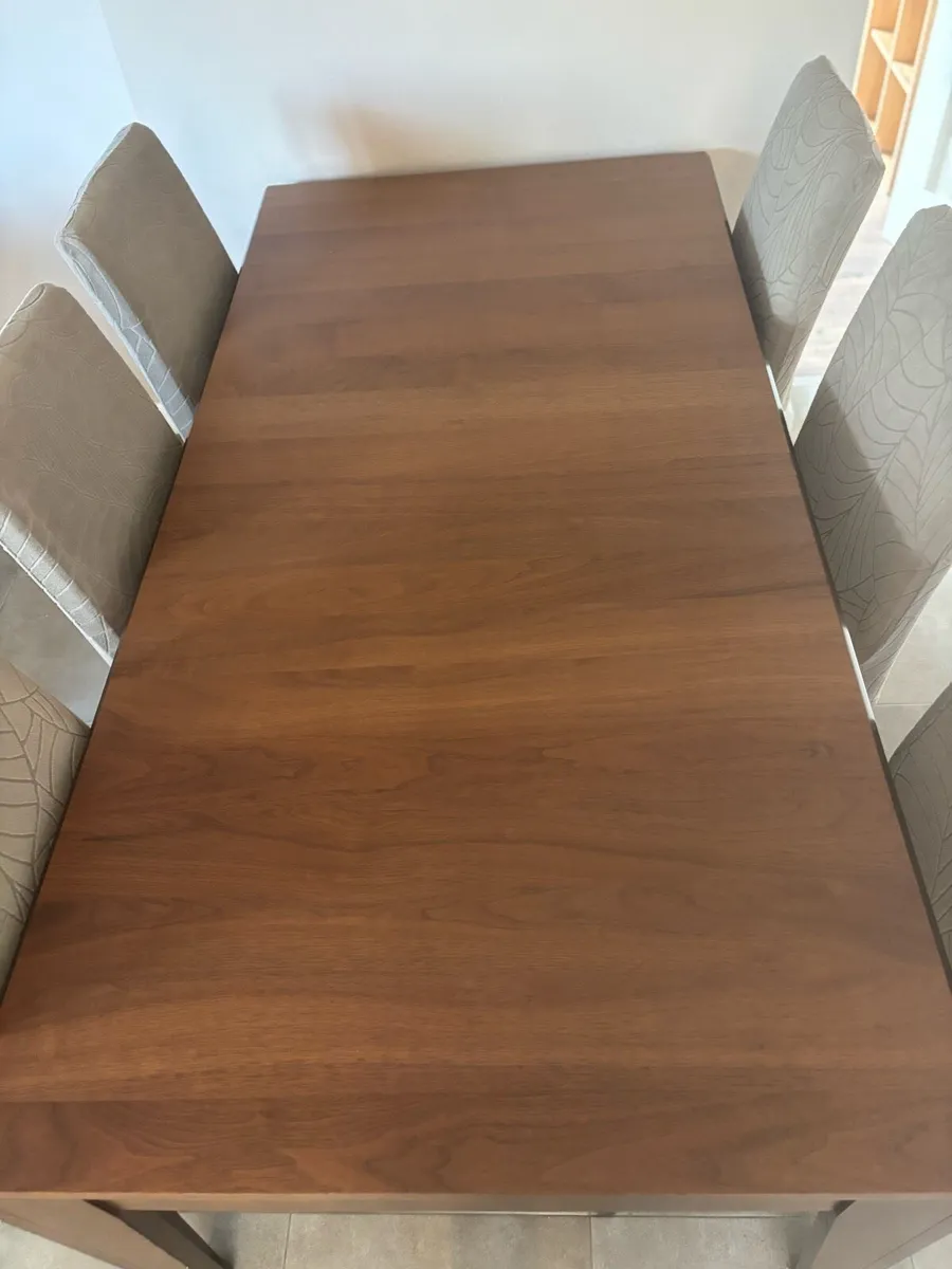 Dining table - Image 3