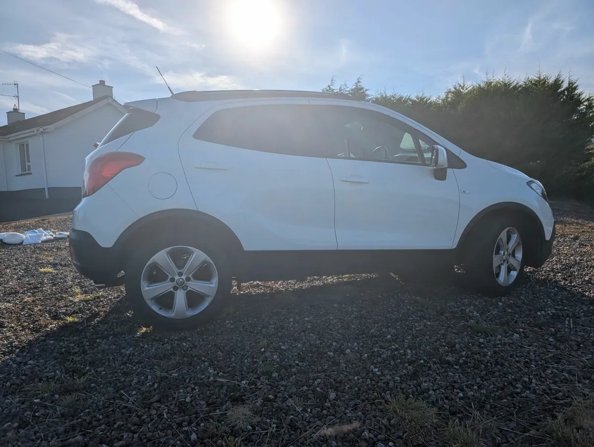Low mileage. Excellent condition. - Image 2