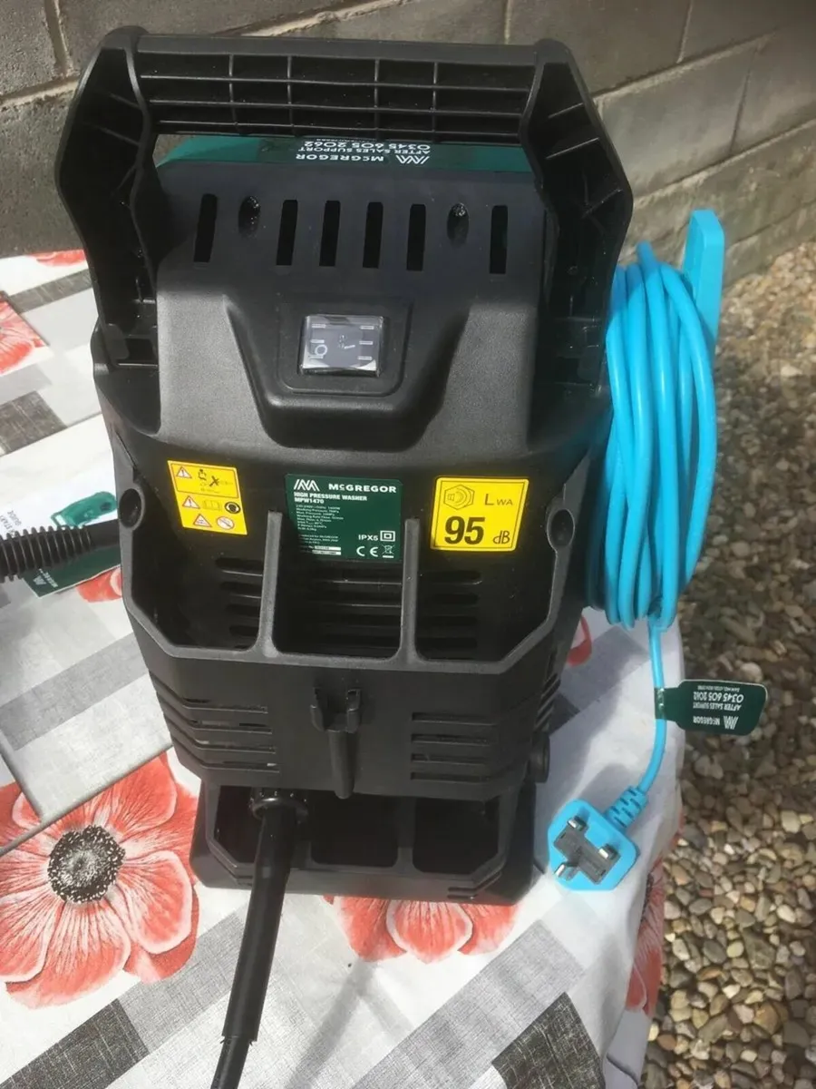 McGregor 1400 Watt Pressure Washer, Used Once Only - Image 3