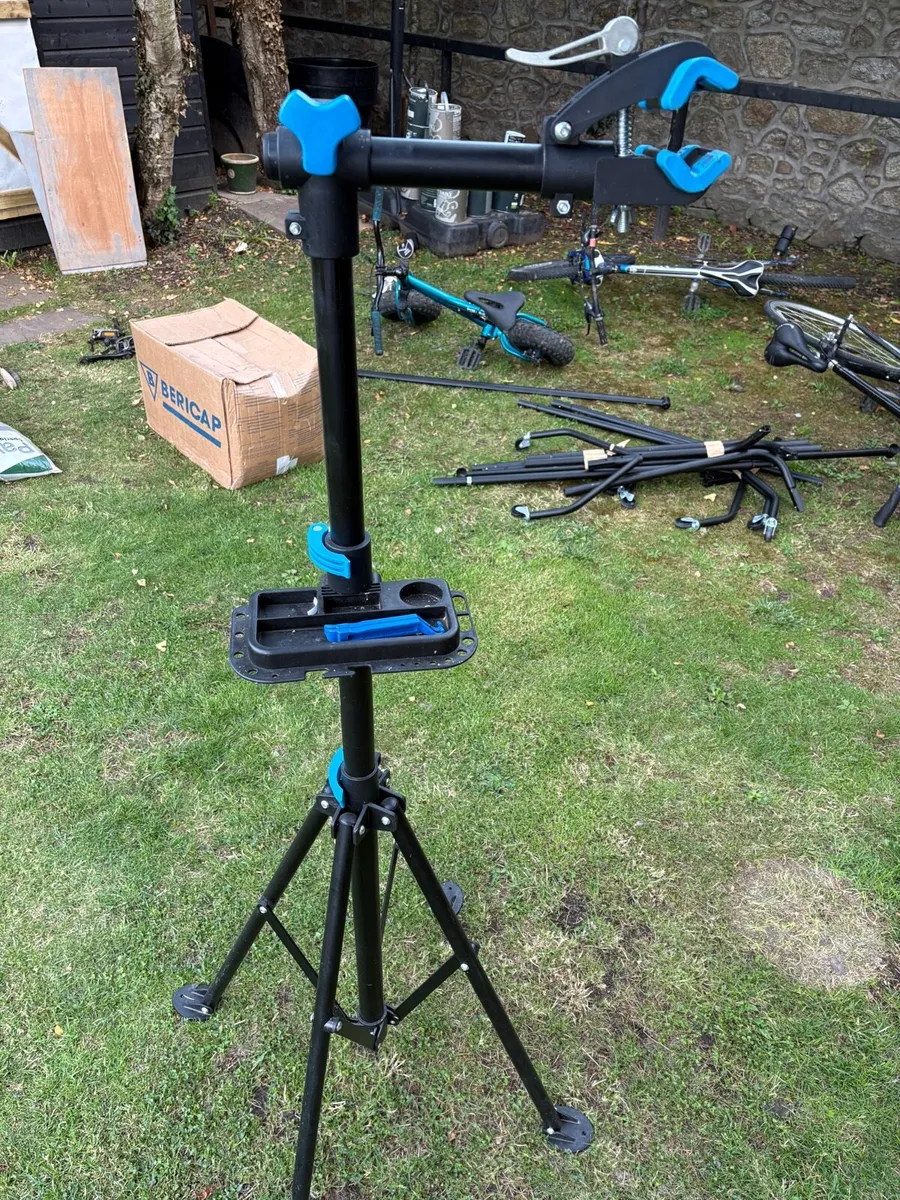 Bike Repair Stand - Image 2