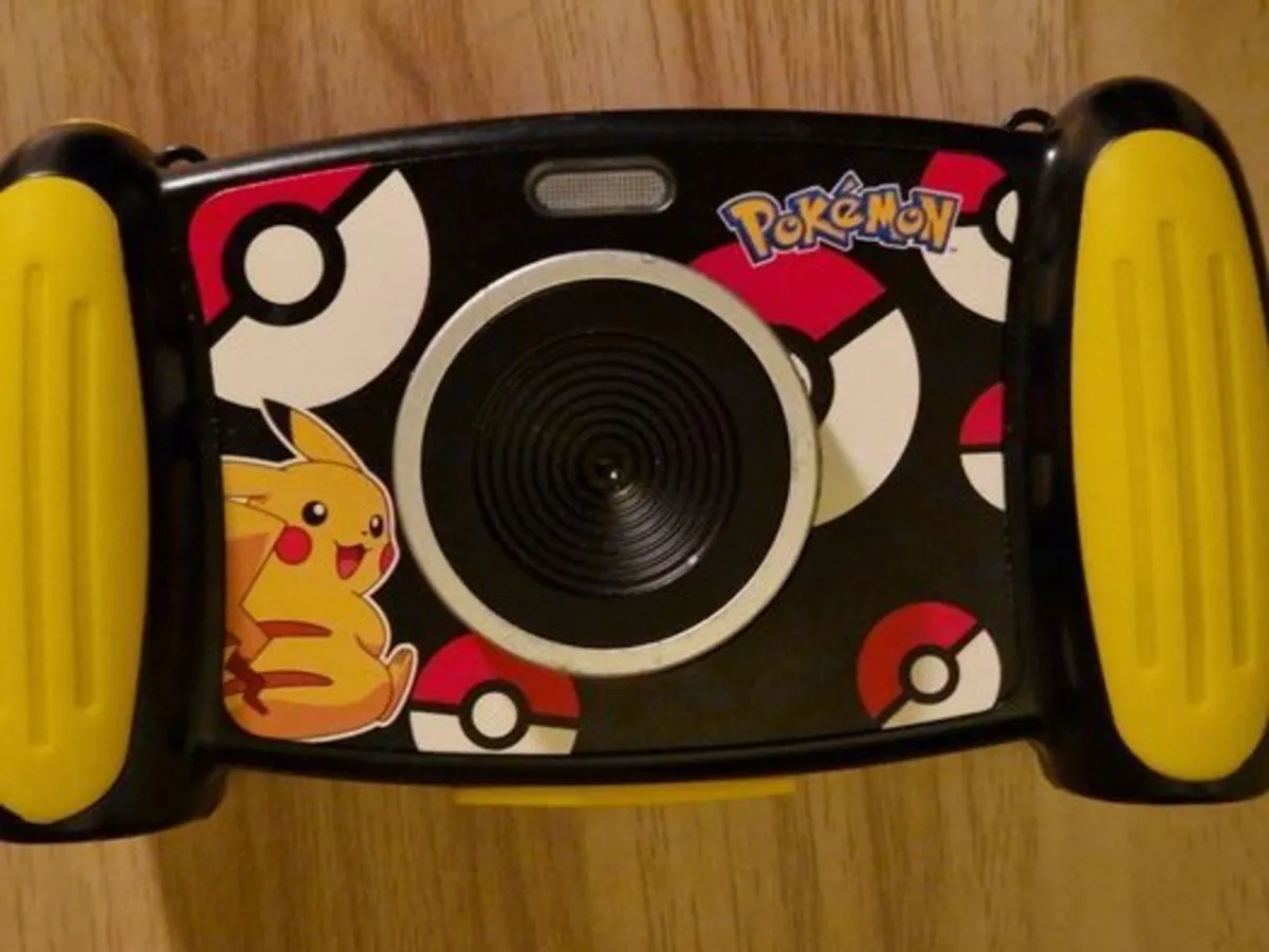 Pokemon Black Yellow Interactive Camera POKC3000 - Image 4