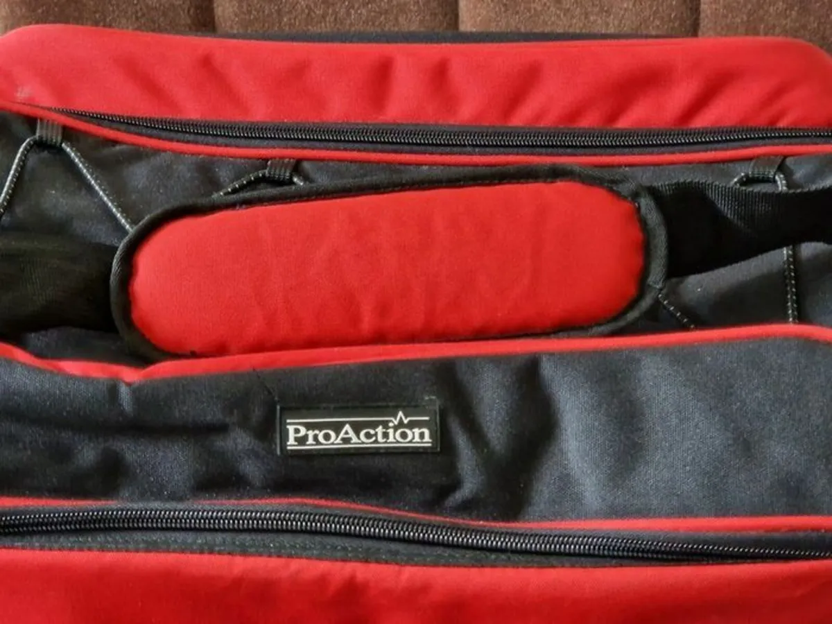 ProAction Sports Carry Bag with Inner Lining - Image 2