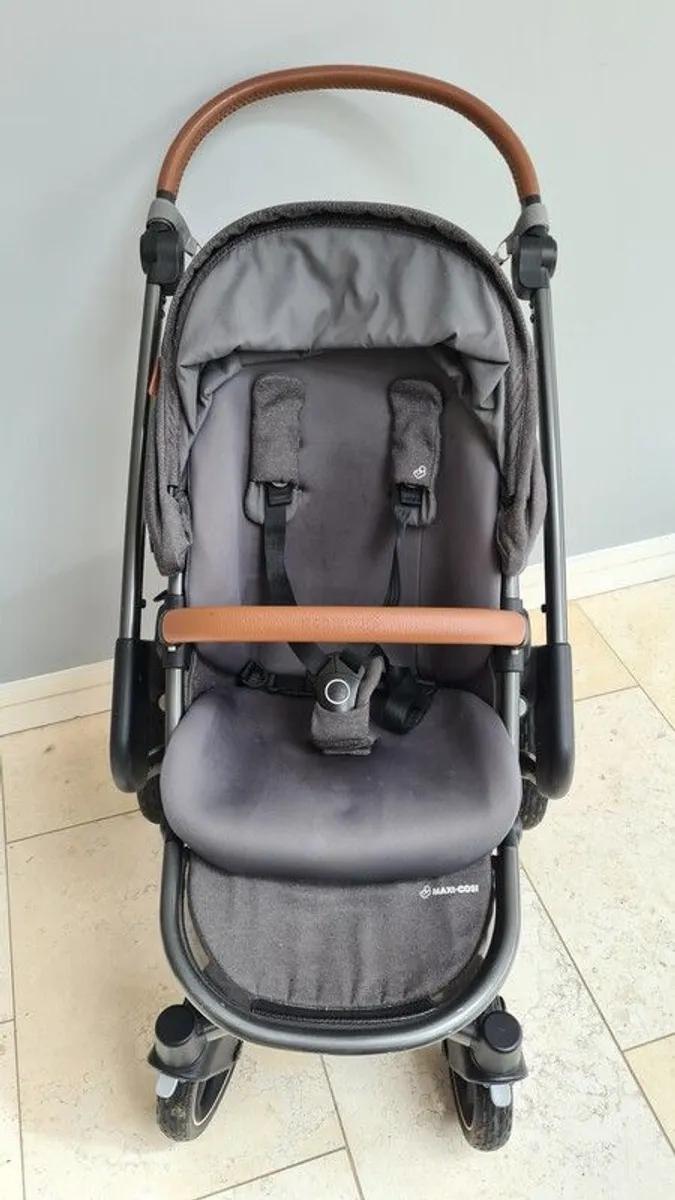 Maxi-Cosi Nova 3 Pushchair, 4 Wheel, Age - 0m to 3yrs - Pebble Infant Car Seat - Used - Image 2