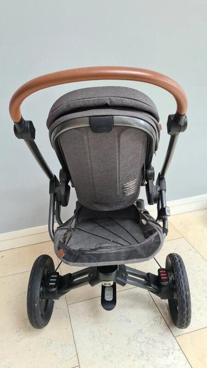 Maxi-Cosi Nova 3 Pushchair, 4 Wheel, Age - 0m to 3yrs - Pebble Infant Car Seat - Used - Image 3
