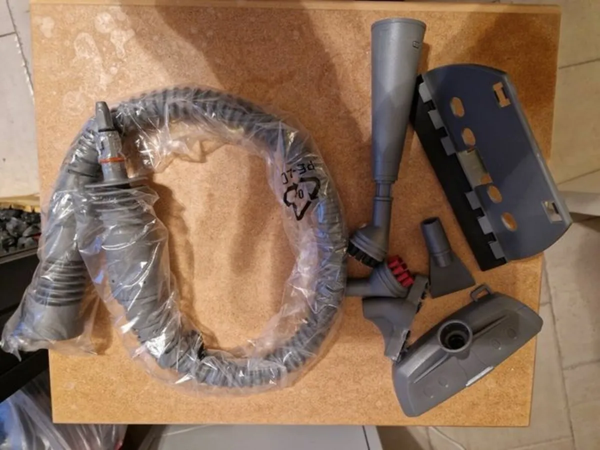 Bissell Steam Shot Cleaner - Image 3