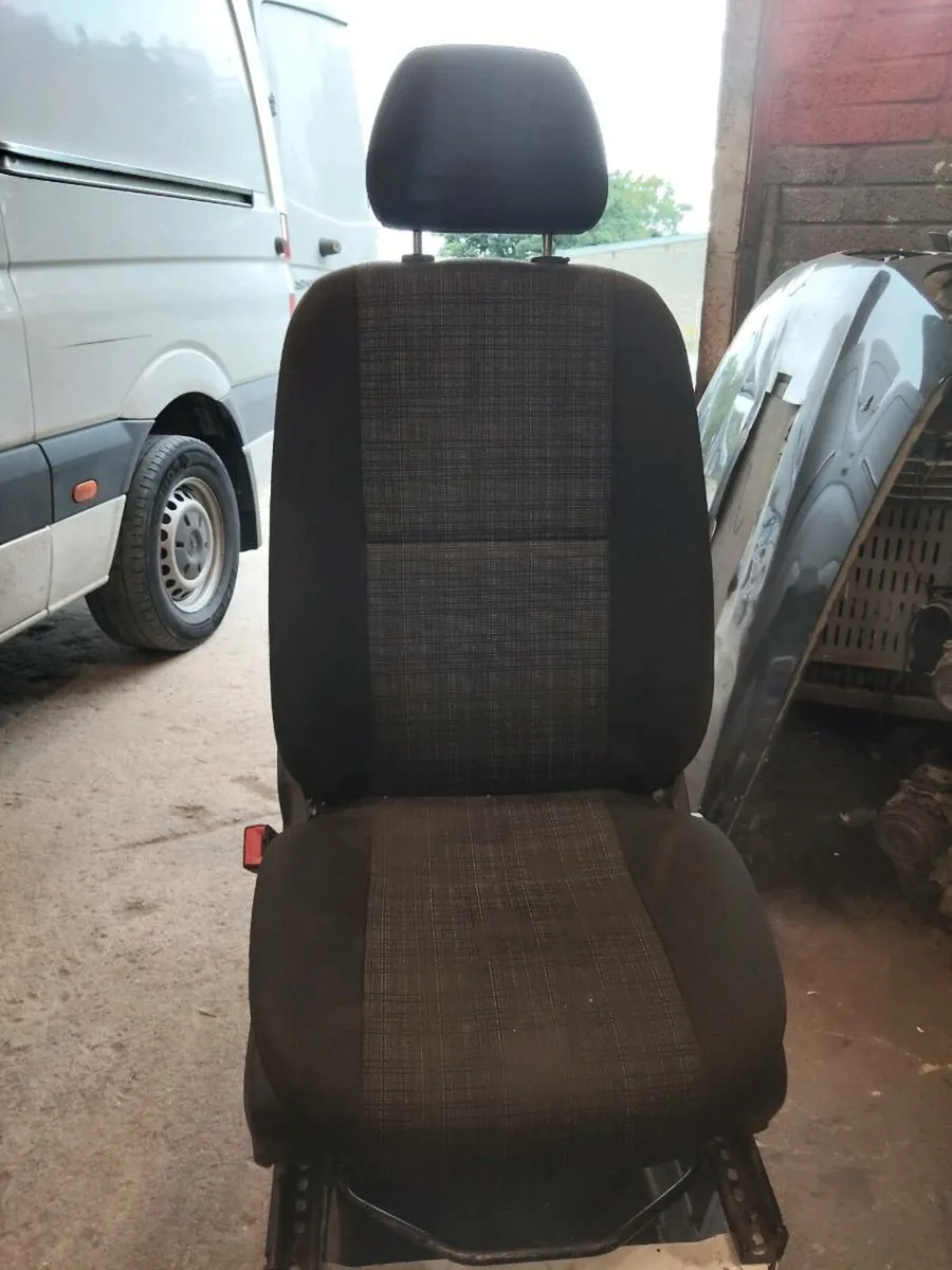 Mercedes sprinter passenger seat.. - Image 1