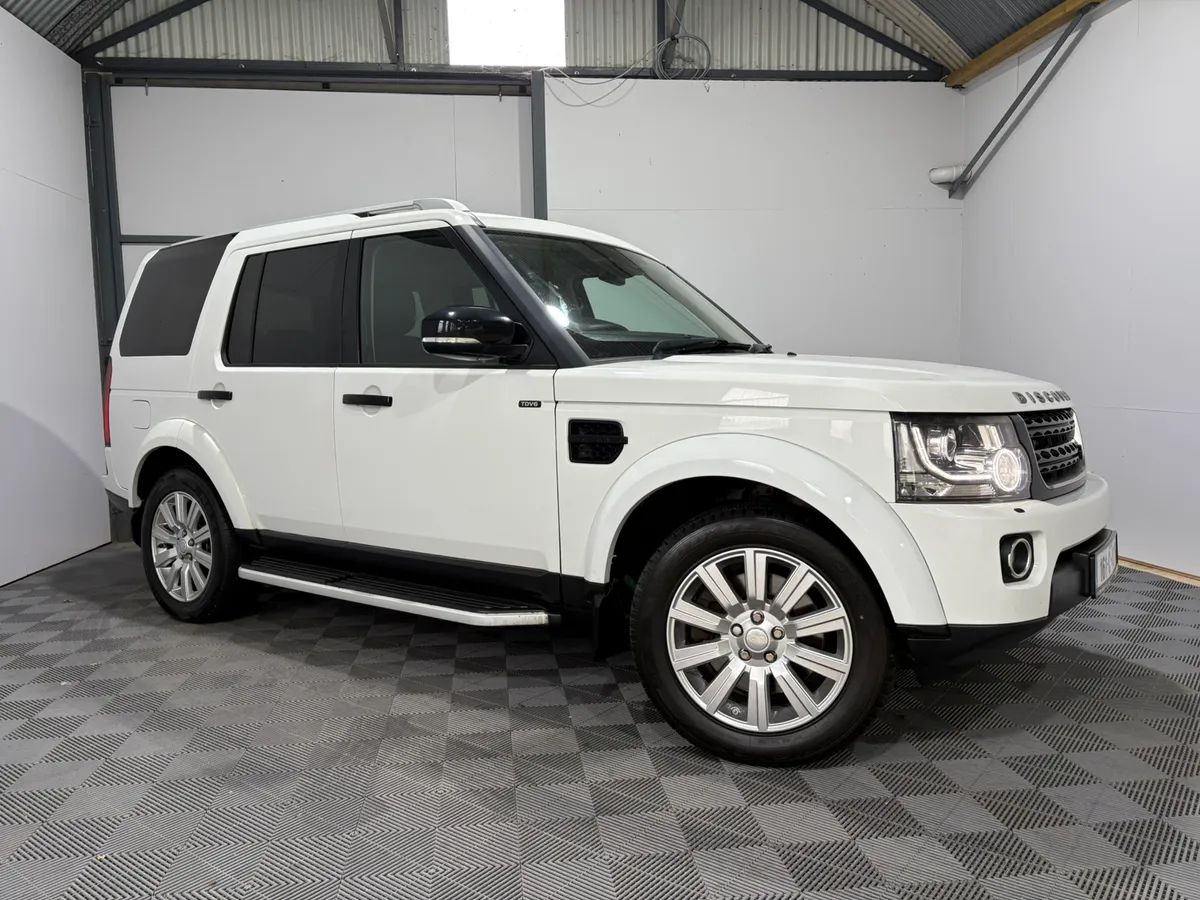 Land Rover Discovery CrewCab 3.0 TDV6 254 Bhp - Image 4