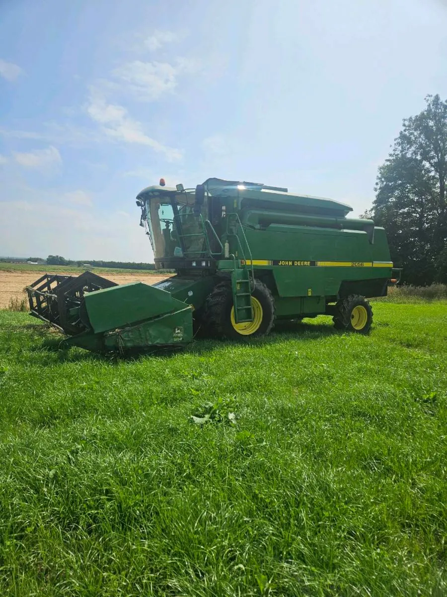 John Deere 2056 - Image 1