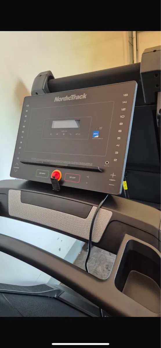 NORDICTRAK treadmill NEW LAST ONE - Image 2