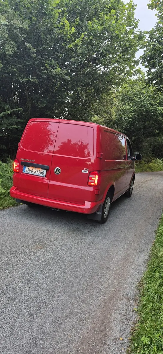 VW transporter low kilometers (52k) - Image 3
