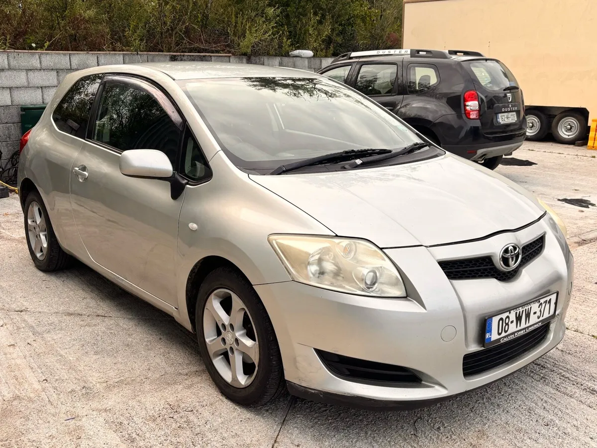 08 Toyota auris van DOE 22/05/2026 - Image 1