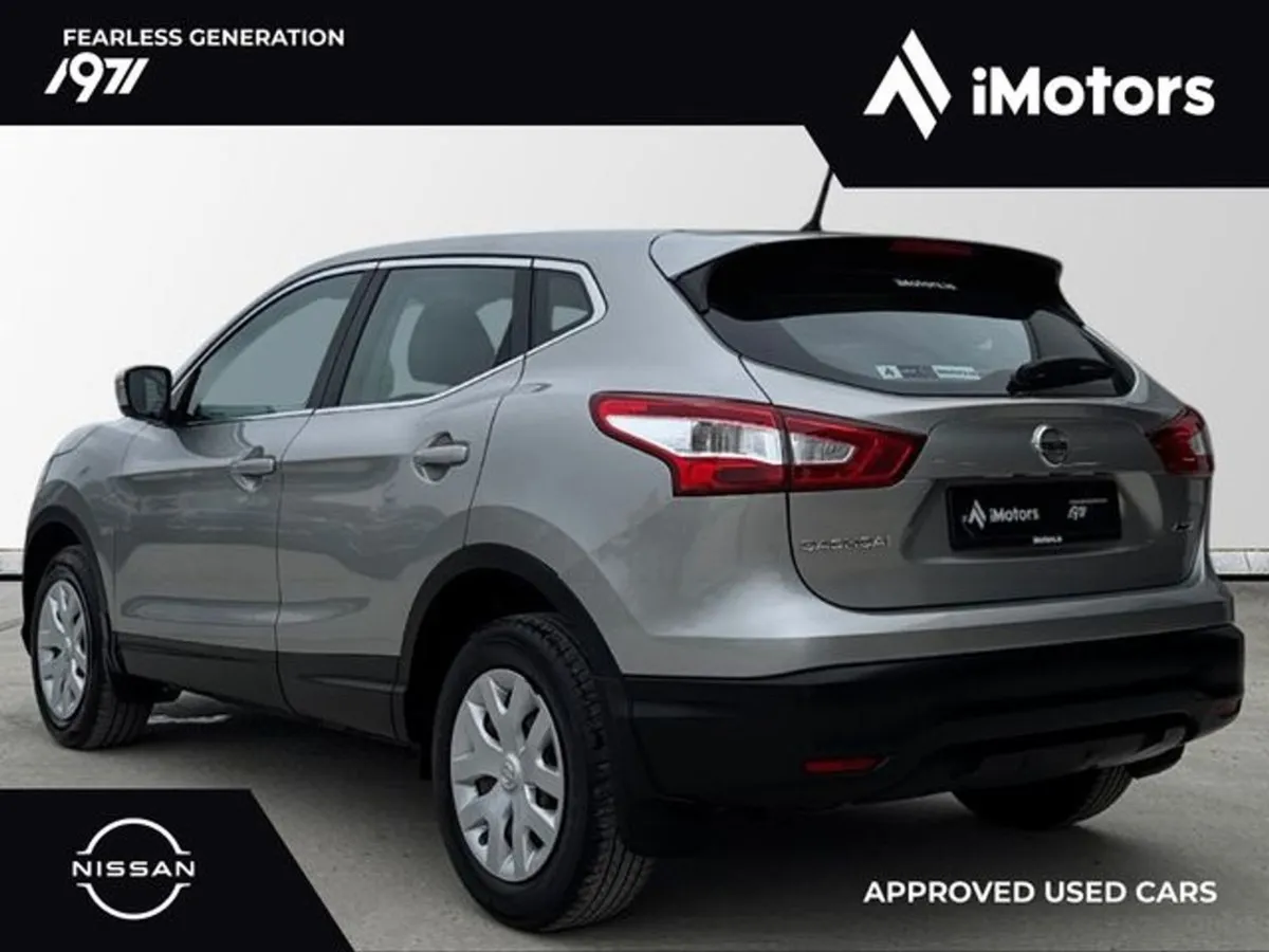 Nissan QASHQAI 1.5 DSL XE E6 4DR - Image 3
