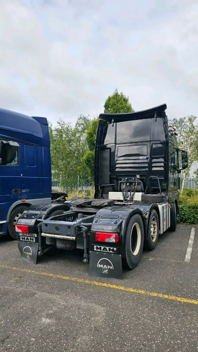 Selection of trucks - Image 3